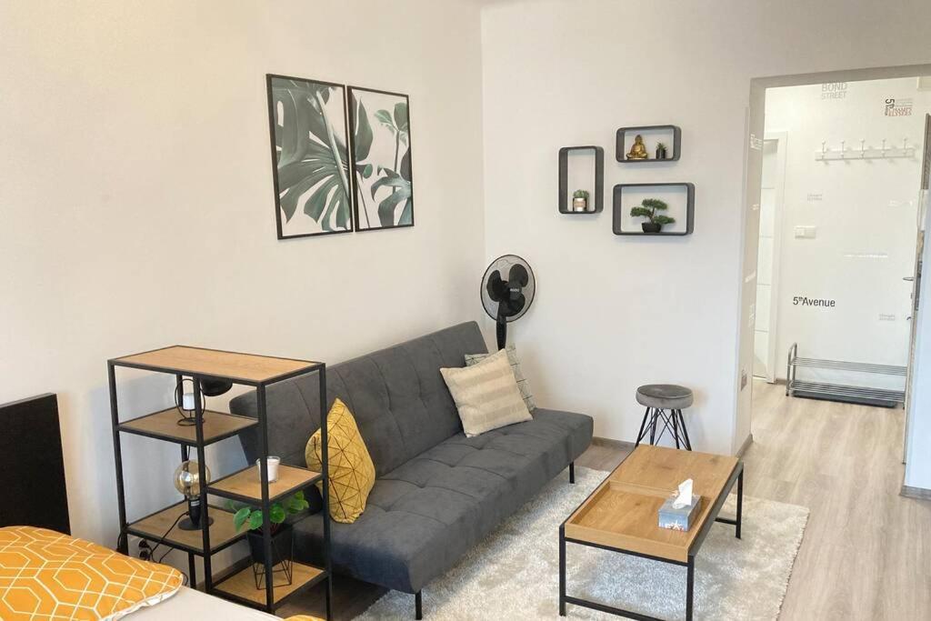 Byt Ve Vrsovicich K Pronajmuti - Cozy Apartment Vrsovice 布拉格 外观 照片